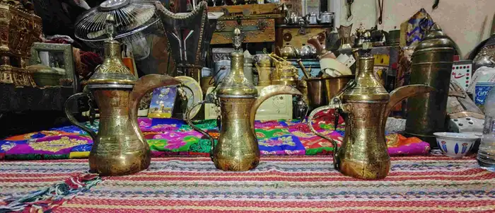 دلال قاسم طقم طبق الأصل 1