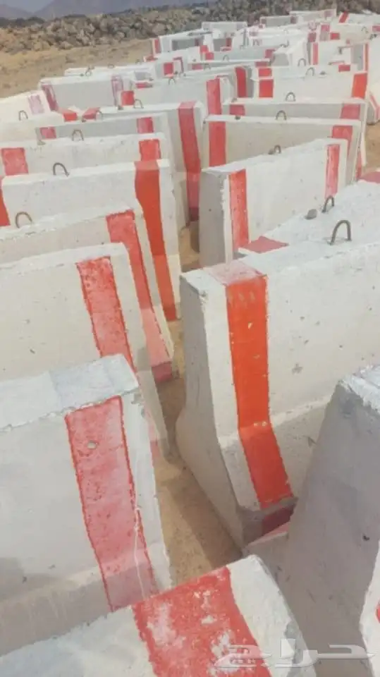 توريد حواجز خرسانيه مستخدم وجديد 2