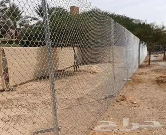 نعمل في توريد وتركيب الشبوك بجميع انواعها. 4