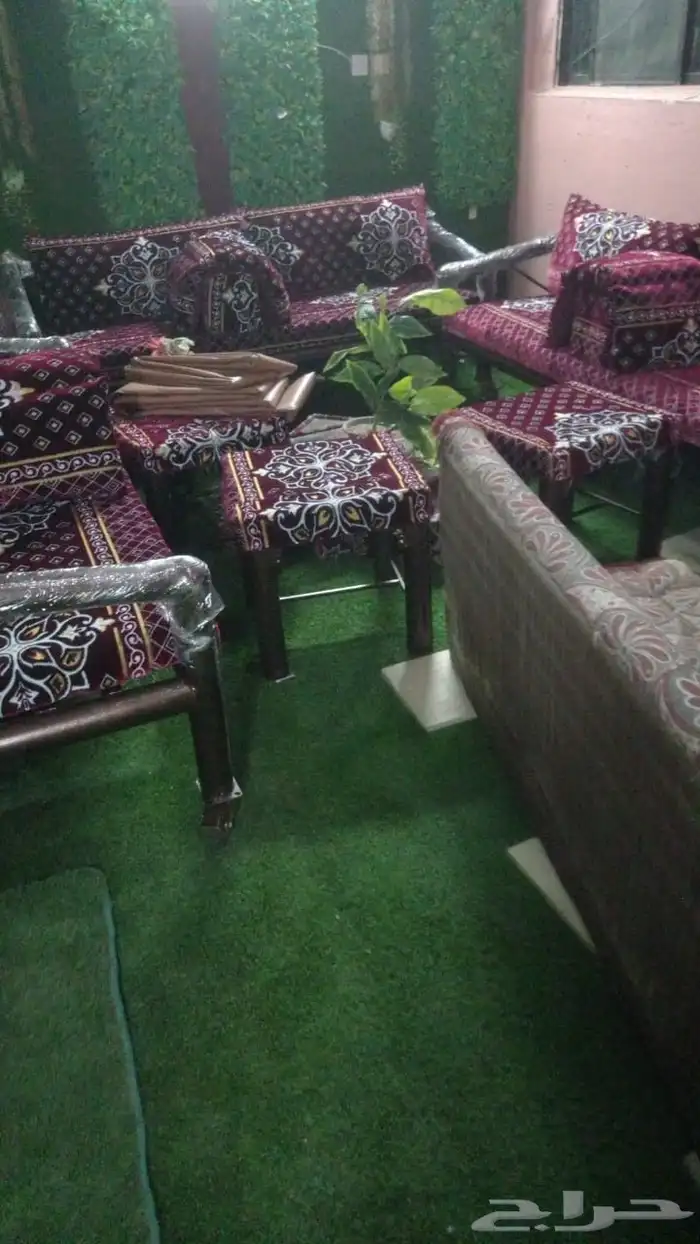 كراسي حديد 3