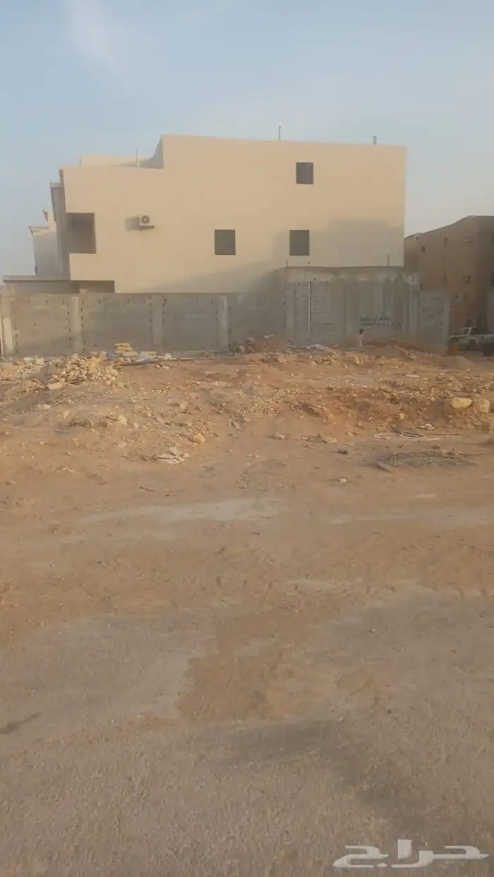 ارض سكنيه للبيع حي الرمال 0