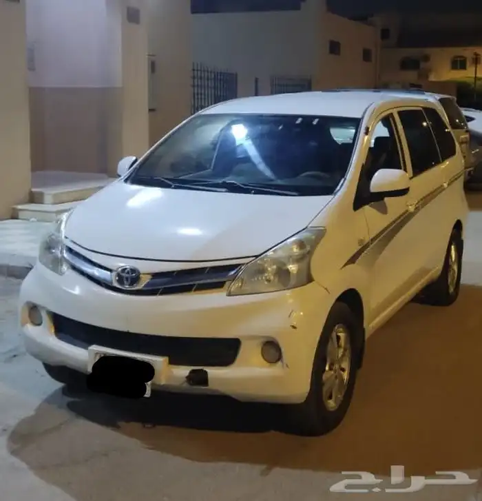 افانزا تويوتا 2015 1