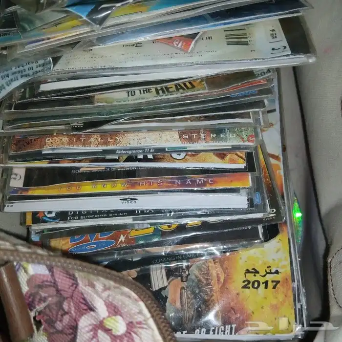 قاري سيديات واقراص جديدة CD مواطير هواء 12فولت 4