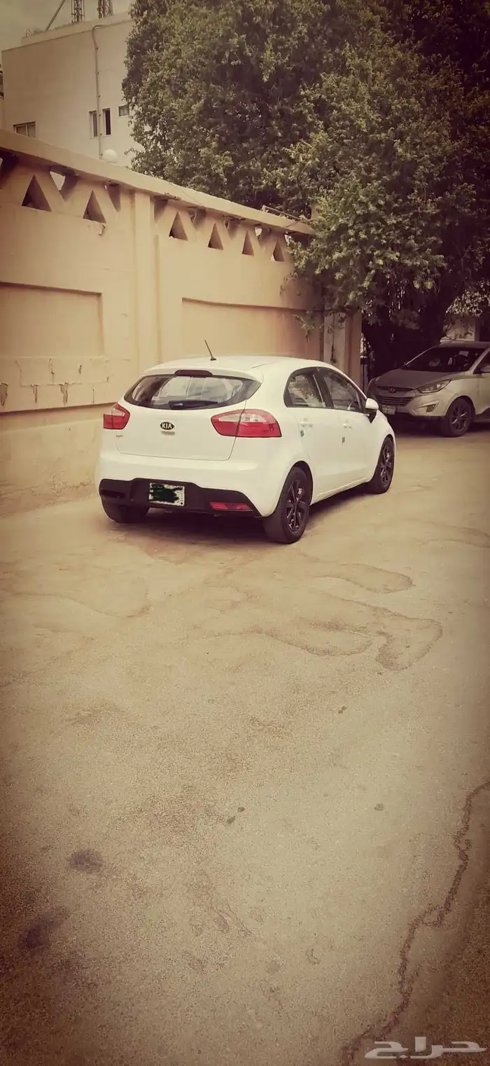 كيا ريو هتش باك 2015 للبيع 2