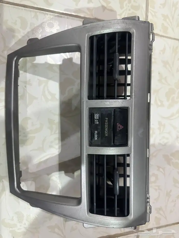 ريش مكيف مع السويتش فليشر مع الديكور يارس 0