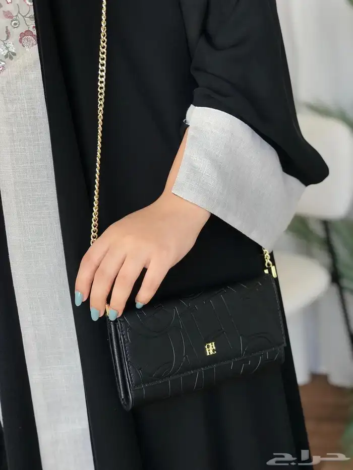 شنطة CH هاي كواليتي معا ملحقاتها 16