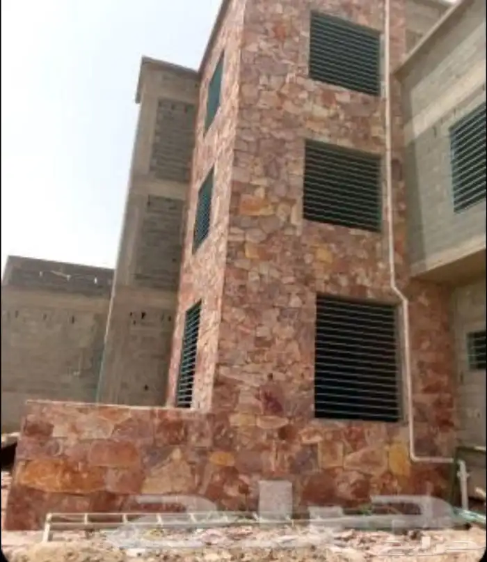 اسلام عليكم مقاول بنين حجر وتلبيس حجر في جميع منطق عسير 9