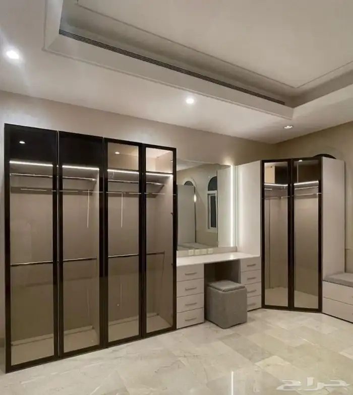 نجار ديكورات خشبية 3