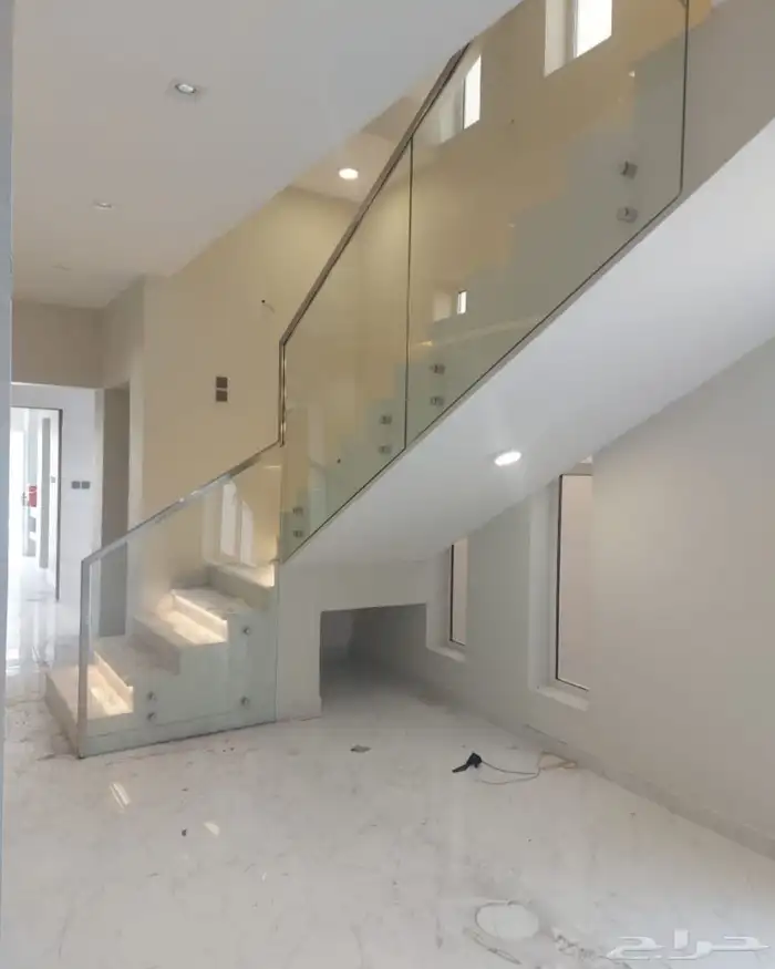 زجاج 11