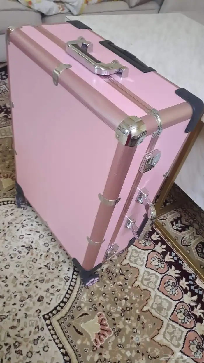 شنطة مكياج لميكب ارتست 2
