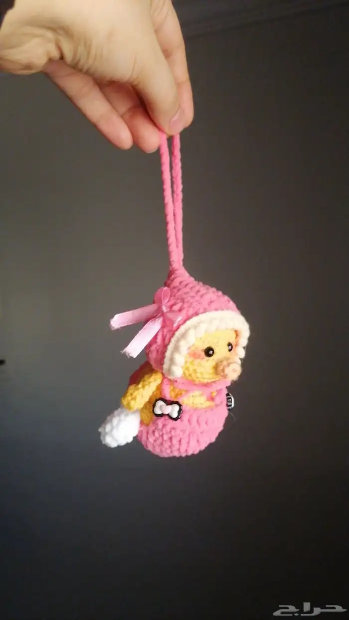 ميداليات متنوعة من خيوط الصوف 5