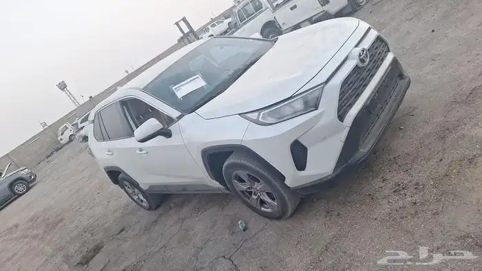 بيع وشراء جميع انواع السيارت مصدوم وسليم الرياض ا 6