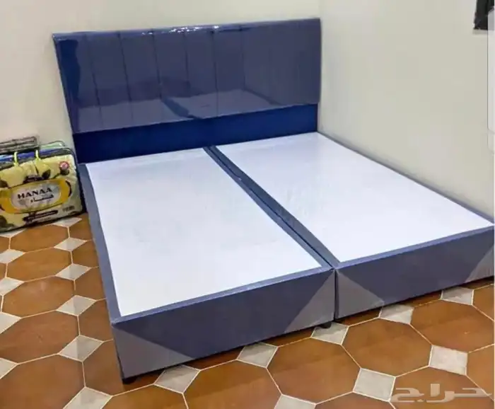 سرير مع مرتبه  توصيل 6