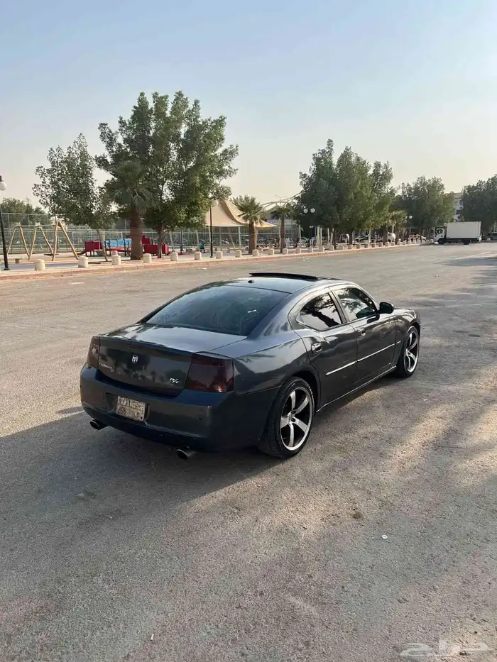 دوج تشارجر مديل 2007 ممشى 320 قير مكينه شرط ارباك شرط فيها 7