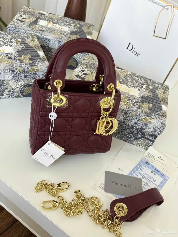 شنط ماركه علمي تجزئة فقط هذا العرض 31