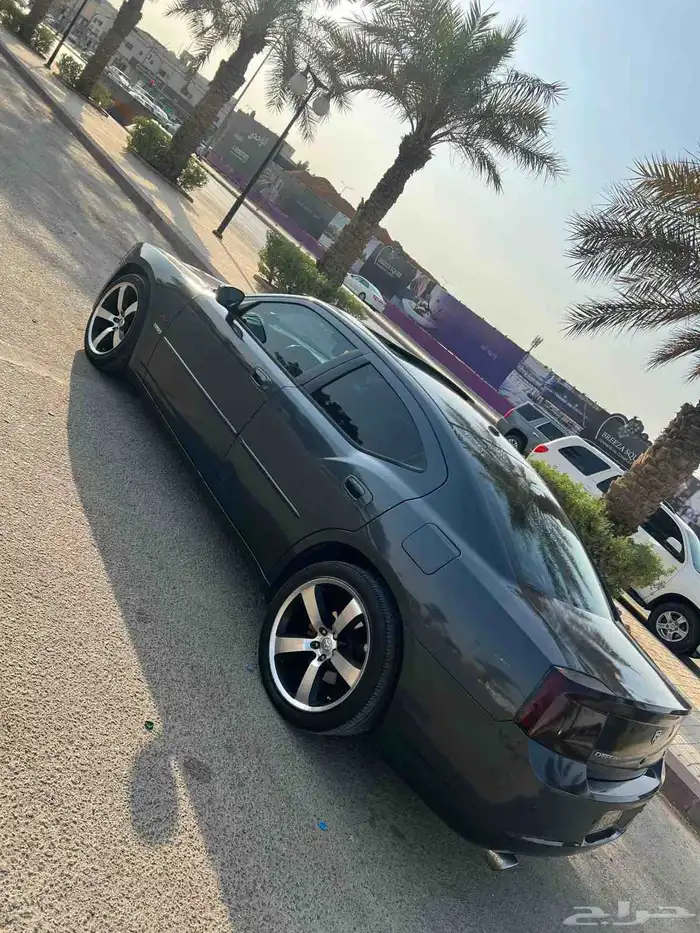 دوج تشارجر مديل 2007 ممشى 320 قير مكينه شرط ارباك شرط فيها 3
