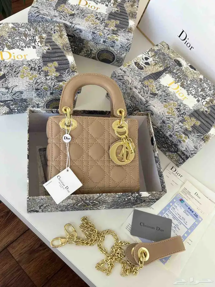 شنط ماركه علمي تجزئة فقط هذا العرض 21