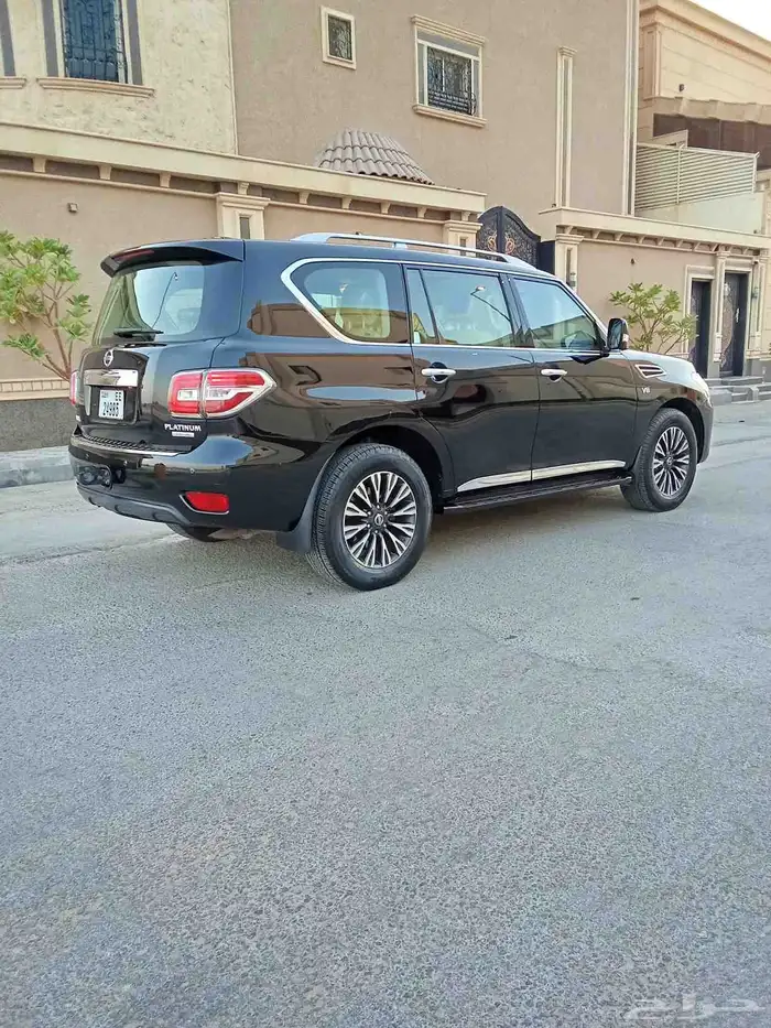 نيسان بلاتينيوم 2015 فل كامل 17