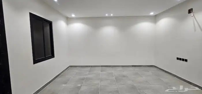 للبيع شقة مساحة الارض 300 حي عكاظ مخطط بوابة الشفا 3