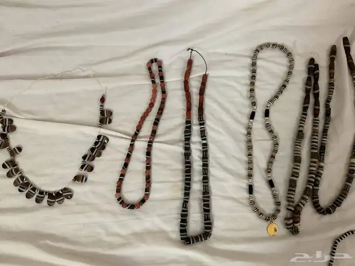 قلايد ضفار قديم وفضه للوالده 7