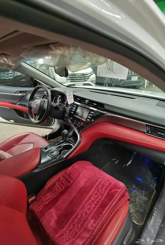 تايوتا كامري قراندي 6 سلندر الموديل 2020 15