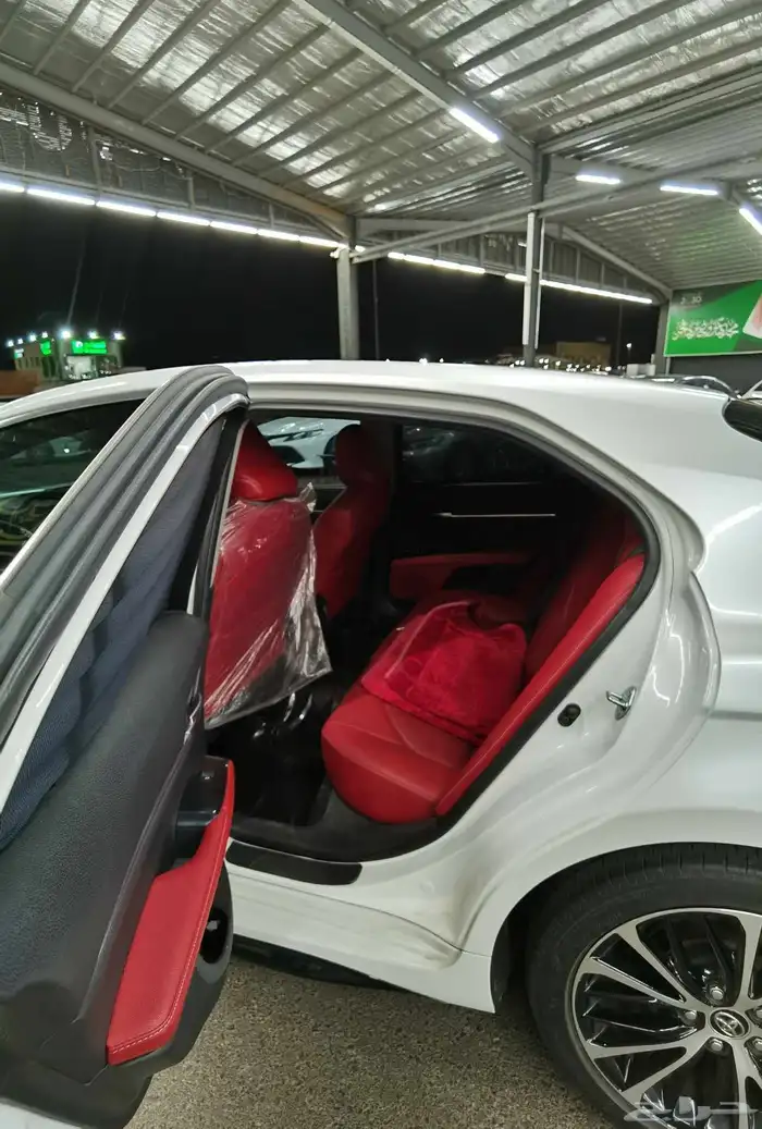 تايوتا كامري قراندي 6 سلندر الموديل 2020 13