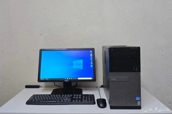 كمبيوتر مكتبي ديل نظيف مع شاشة 0