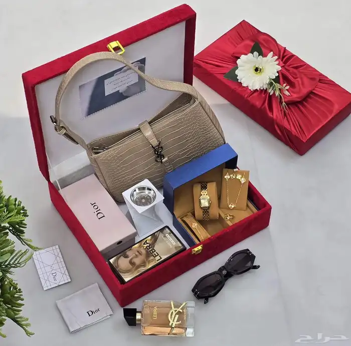 بوكس نسائي راقي للاهداء شامل التوصيل والشحن 0