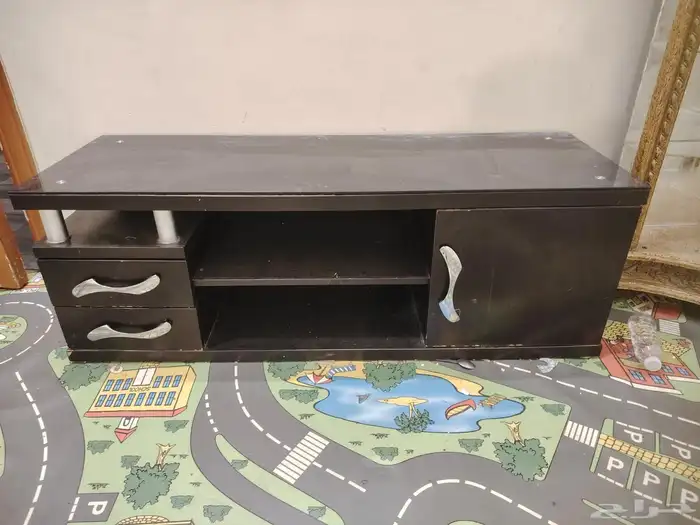 طاولة تلفزيون للبيع 0