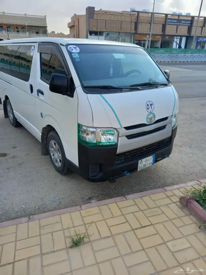 باص تويوتا للايجار 2015 0