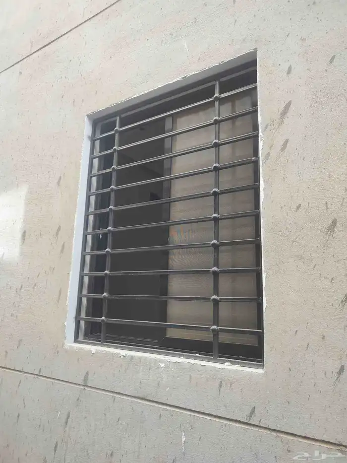 حداد المنيوم خشب باب دربزين 3