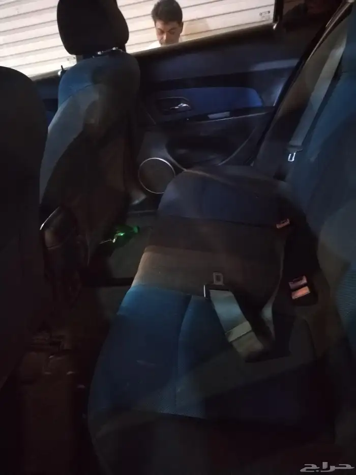 سياره للبيع حد انها راعيها بعشره نظيفه وجديده في البطانيه مع 1