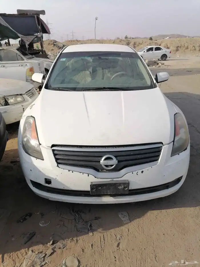 نيسان التيما موديل 2009 4