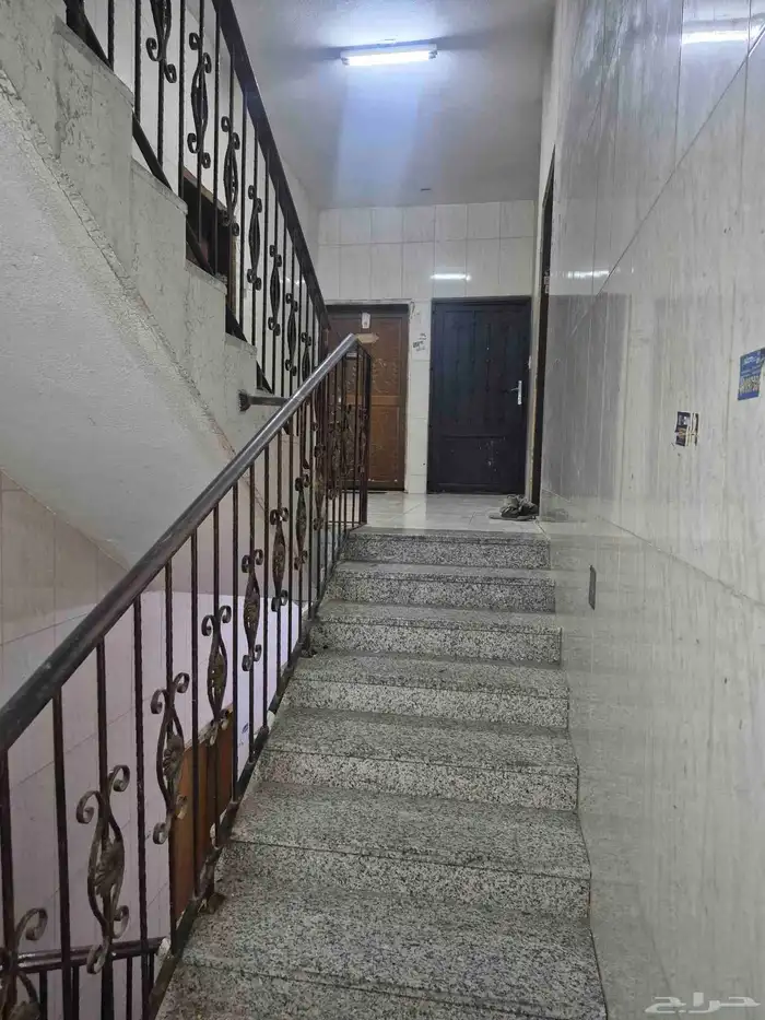 للبيع عمارة تجارية الدمام حي جلوية شارع الطرباق 5