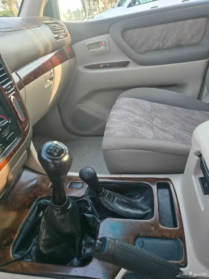 لاندكروزر موديل 99 22