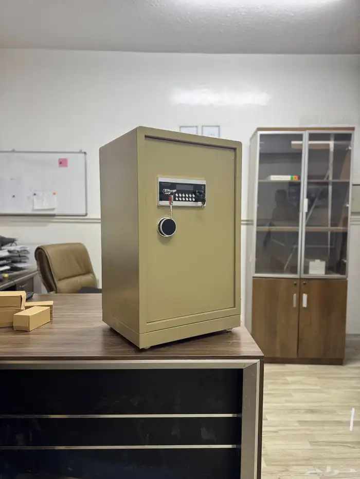 خزنات مفتايحن ورقم سري ضمان سنه 6