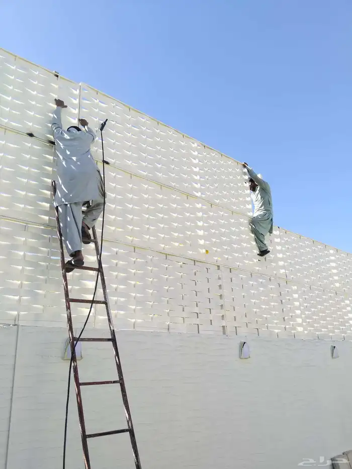 ورشة كيان الخليج للحداده المنيوم معلم محمد اجمل باكستاني 9