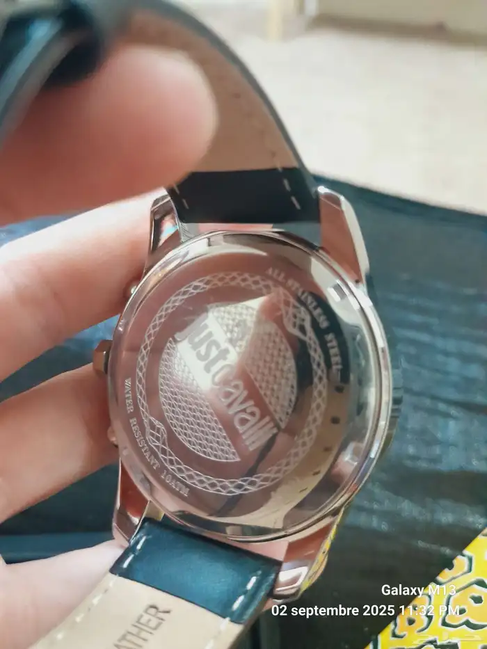 جاست كفالي سعر الشراء 850 ريال بعد الخصم. كنت جايباها هديه 3