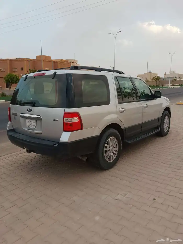 للبيع اكسبيدشن 2013 3