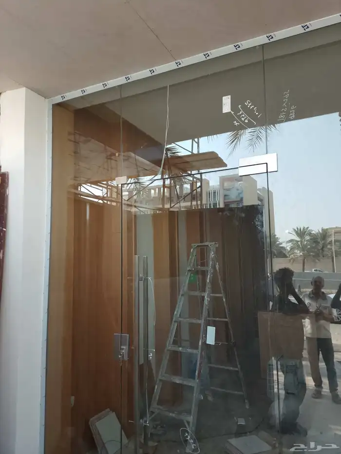 زجاج سكربت 5