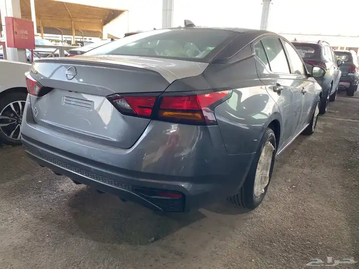 نيسان التيما ستاندر 2025 كاش وتقسيط 2