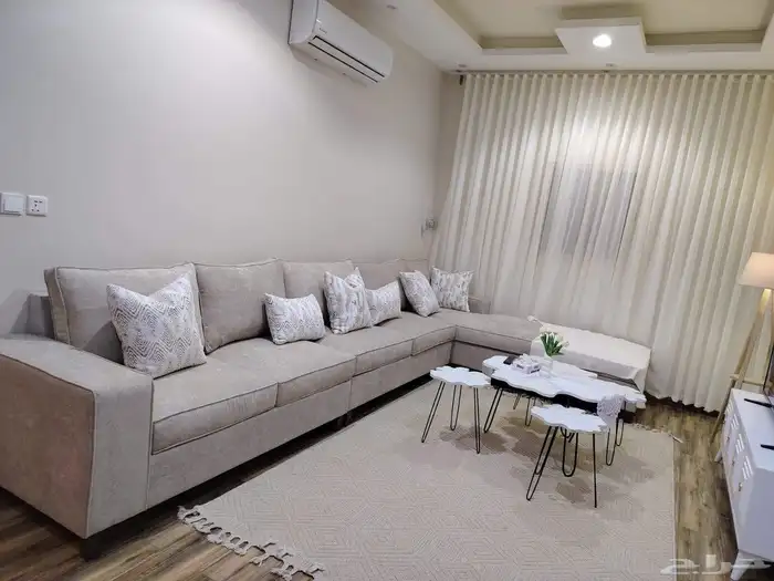 مفروشات الرياض  تفصيل جميع انواع الكنب والجلسات الارضي والست 5
