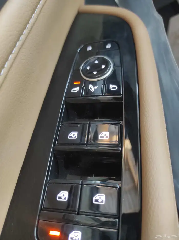 سياره اانفنيتي QX80 سينسورى 4