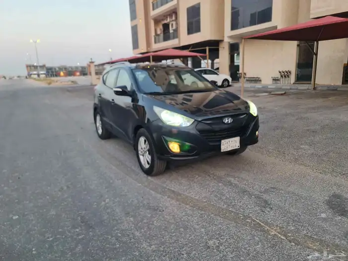 للبيع توسان 2013 نص فل وكاله 2