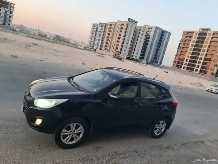 للبيع توسان 2013 نص فل وكاله 12