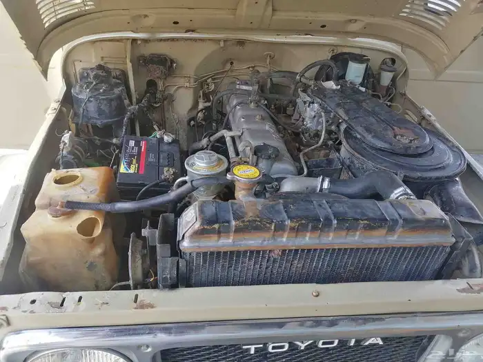 جيب شاص تايوتا 84 م 16