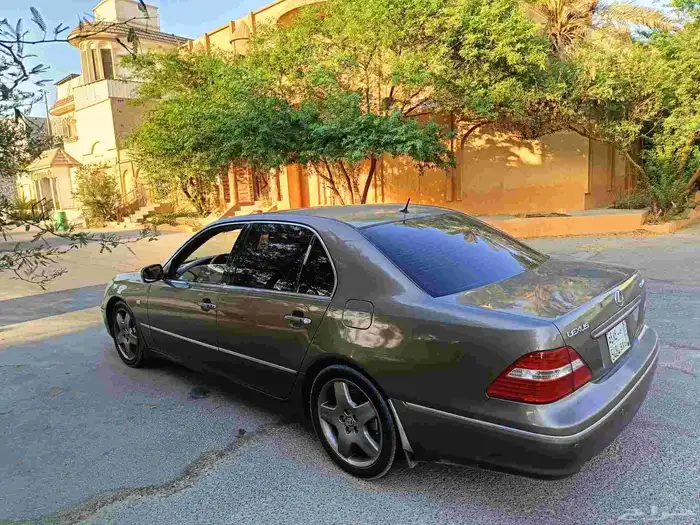 لكزس LS 2004 1