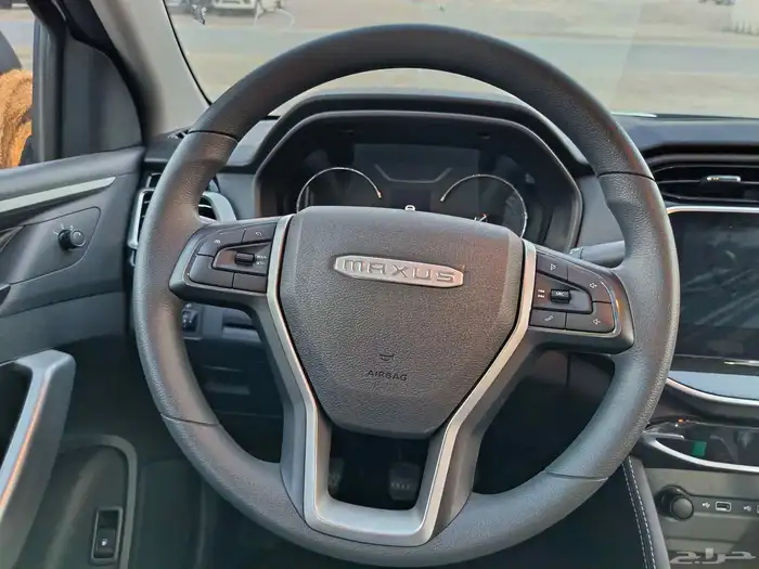 ماكسيس T60 2025 8