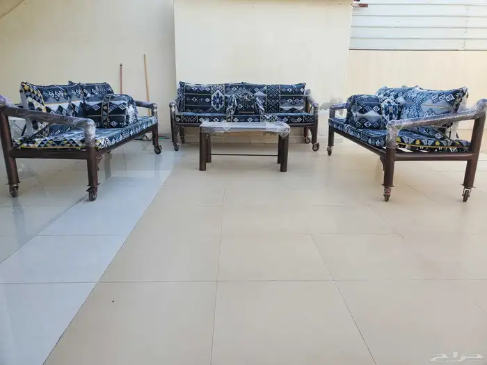 كراسي حديد جلسات خارجيه مراكيز شعبيه كويتيه 1