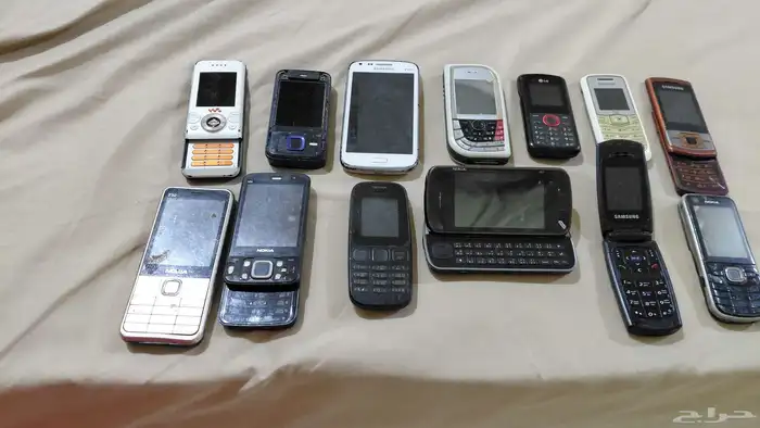 جوالات قديمة متنوعة اغلبها يبغالها بطاريات وبعضها صيانة بسيط 3